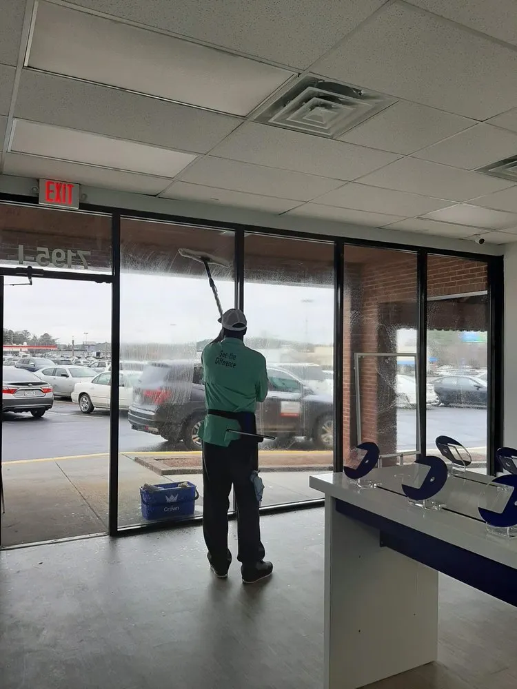 Top-rated yard maintenance experts serving Douglasville, GA - RNR Windows Plus LLC