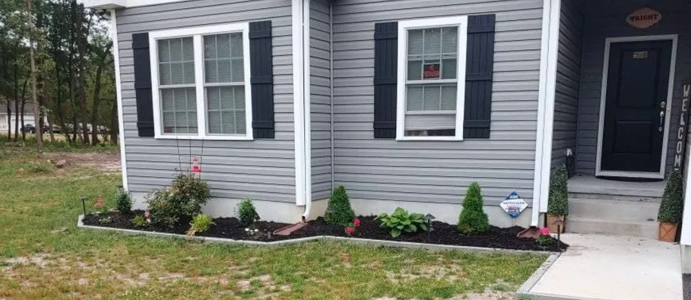 Top-rated lawn care service for beautiful yards in Laurel, DE by RNW Lawn Care