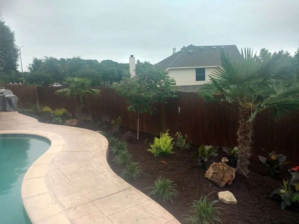 Professional residential landscaping experts serving Fort Worth, TX - R&O Landscape Services
