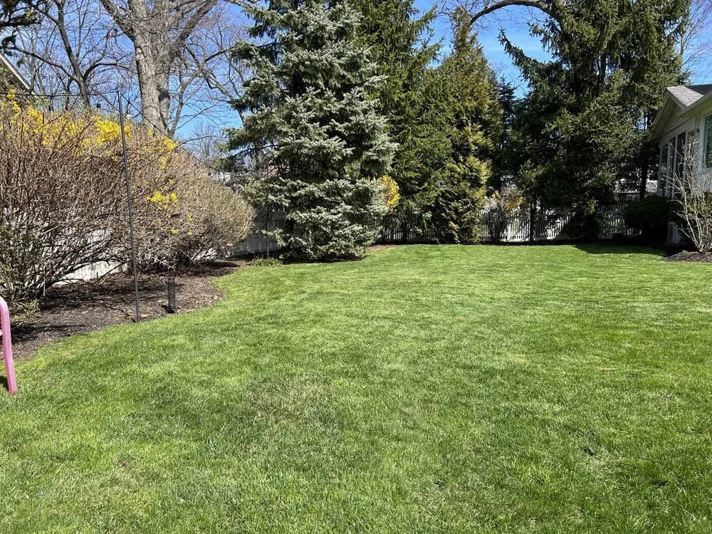 Local lawn mowing service in Kenilworth, NJ - RO Landscaping