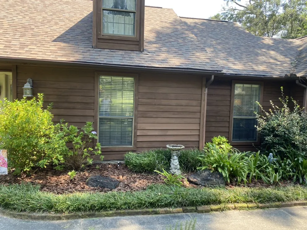 Local yard cleanup service experts serving Pensacola, FL - Ro Mow Lawn Service