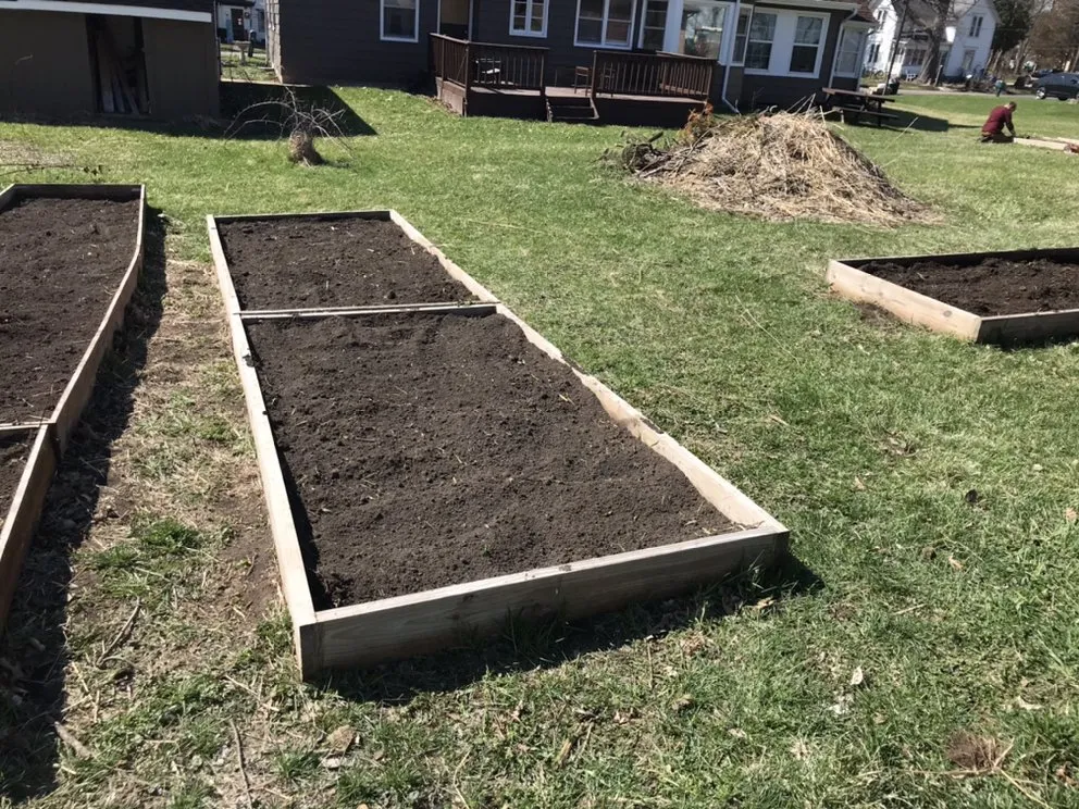 Expert yard maintenance for homes across Rockford, IL - Roach landscaping