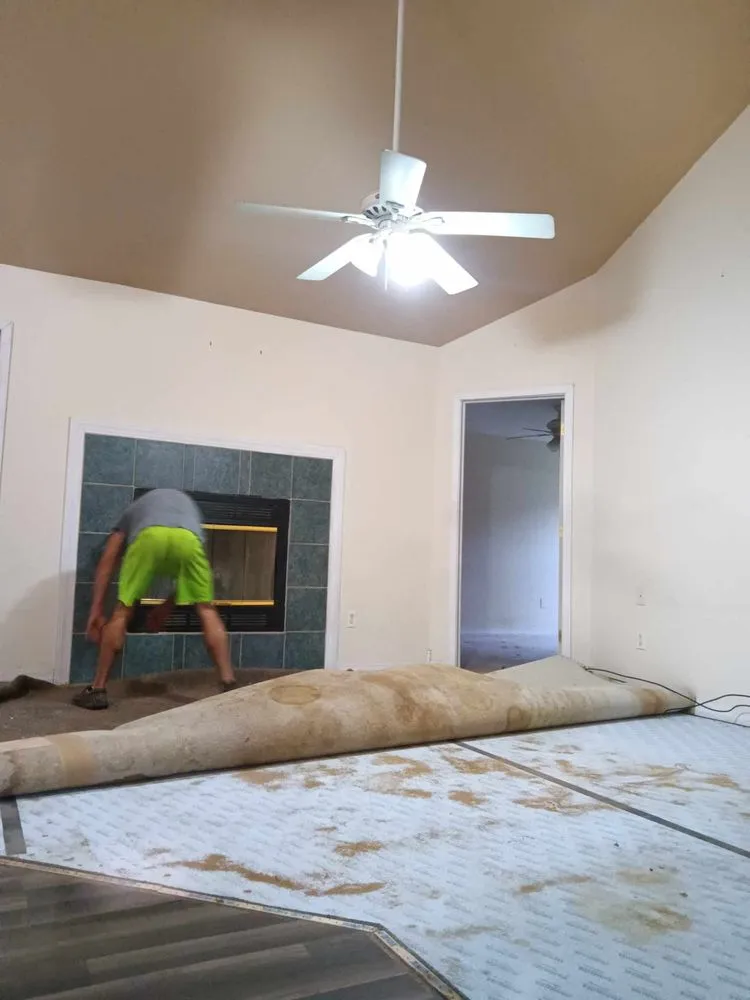 Local lawn care service for residential properties in Noel, MO by Road Gnome