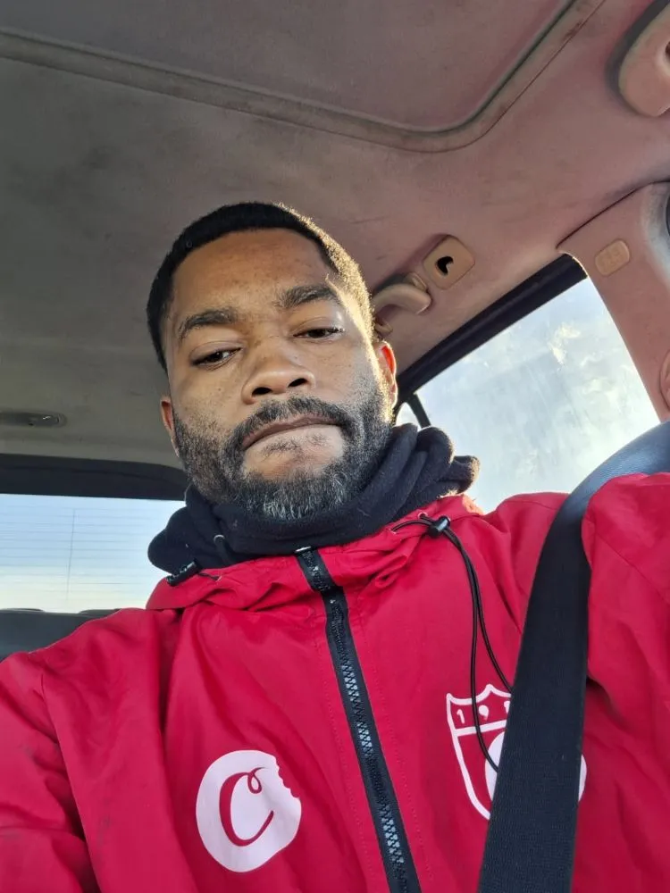 Trusted yard maintenance near you across Sacramento, CA - Road Runnerz Lawn And Hauling Services