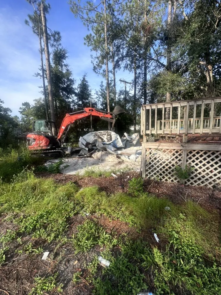 Reliable outdoor landscaping experts serving Valdosta, GA - Roark’s Land Clearing and Restoration