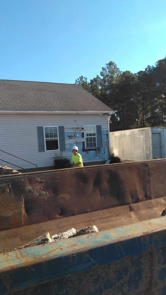 Professional yard cleanup service for homes in Valdosta, GA by Roark’s Land Clearing and Restoration