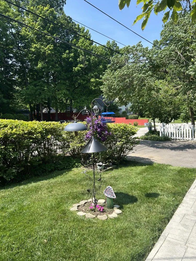 Reliable lawn care service experts serving Greenwood, IN - Robards & Sons Lawn Care