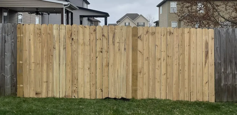 Top-rated garden landscaping for homes in Clarksville, TN by Robbie Woods Lawn Cutting