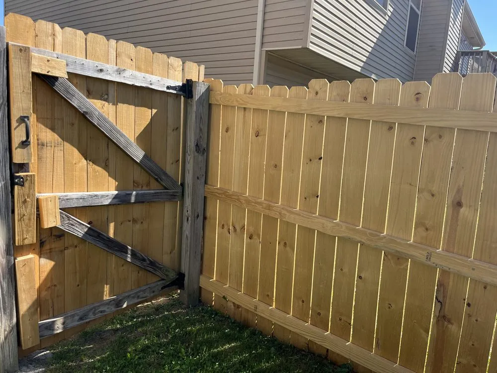 Affordable landscape design near you in Clarksville, TN by Robbie Woods Lawn Cutting