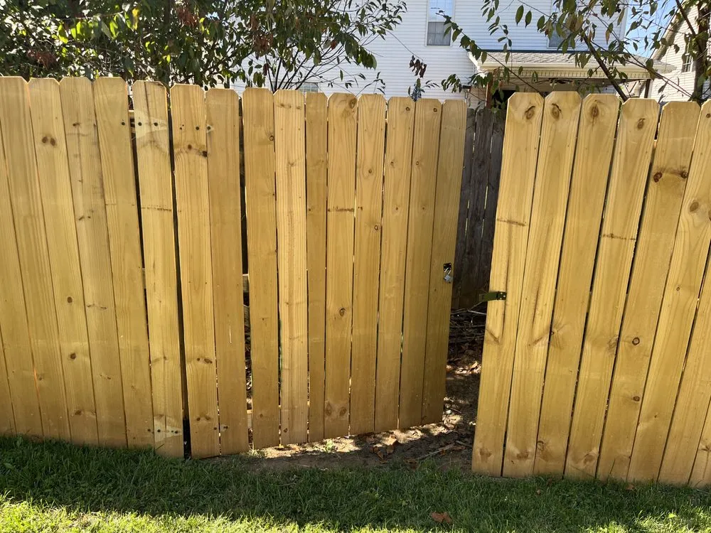 Custom outdoor landscaping in Clarksville, TN - Robbie Woods Lawn Cutting