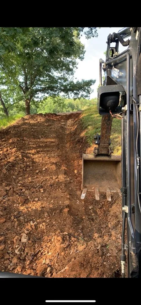 Professional yard maintenance in High Ridge, MO - Robbins Contracting & Excavation