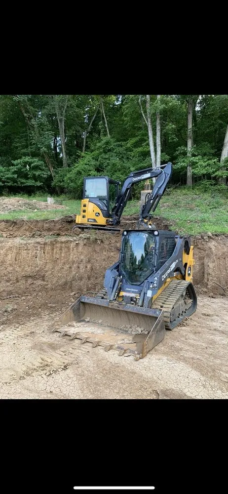 Expert lawn mowing service near you in High Ridge, MO by Robbins Contracting & Excavation