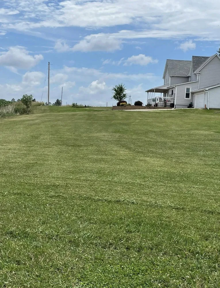 Local lawn care service near you in Hampton, IA by Robbins Lawn and Tree Service