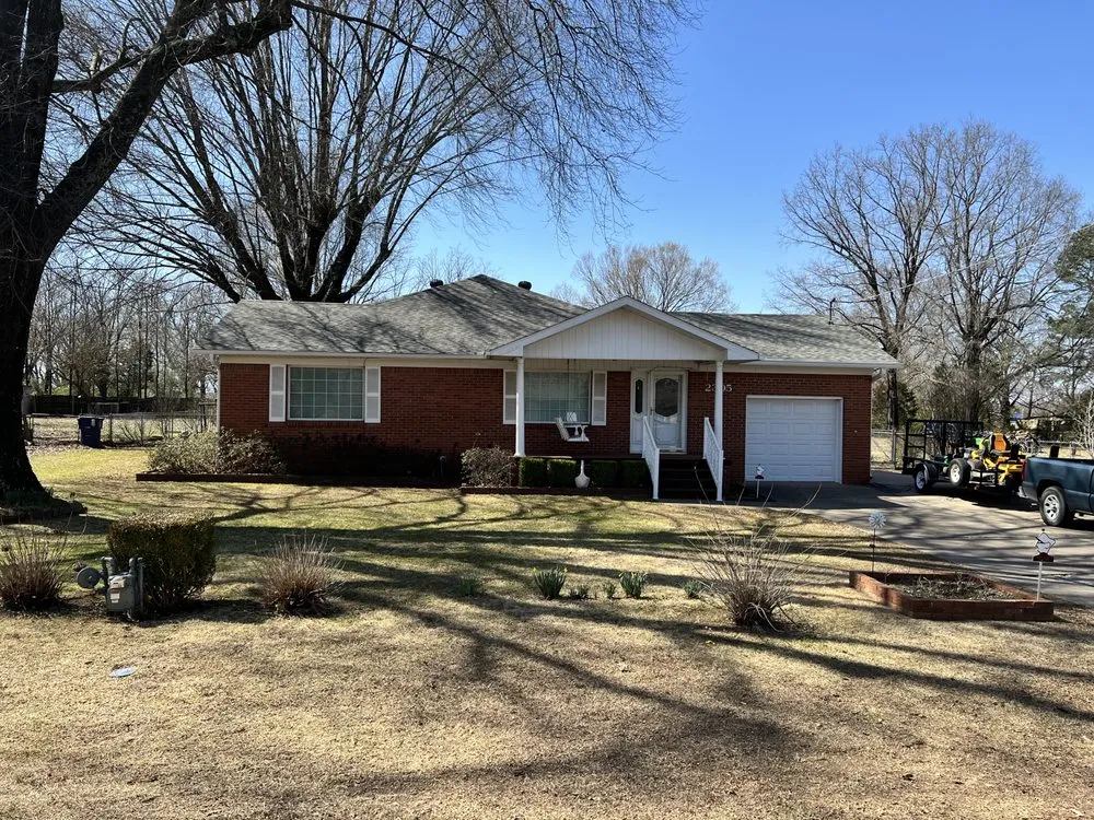 Top-rated outdoor landscaping in Fort Smith, AR by Robbins Lawn Care Services