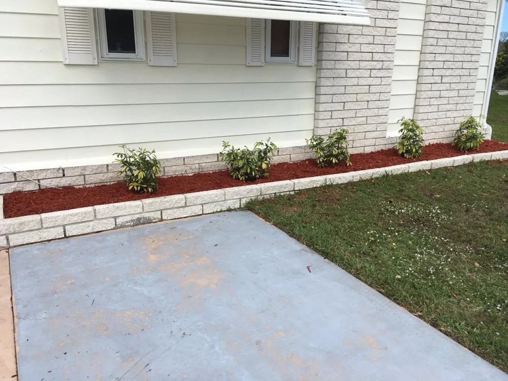 Expert landscaping services for beautiful yards across Vero Beach, FL - Robbins Pro Lawn Service