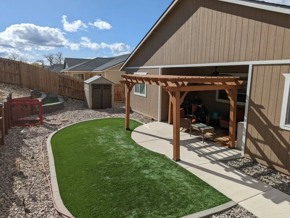 Custom outdoor landscaping experts serving Fernley, NV - Roberson Services