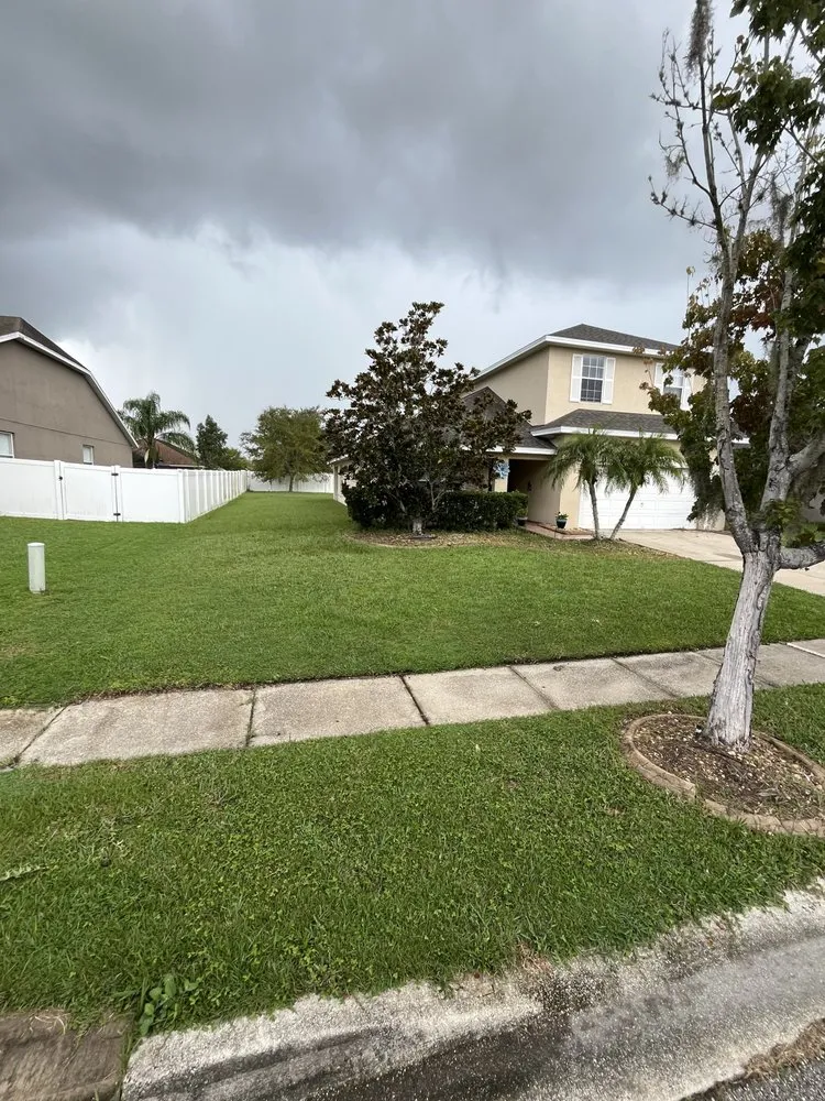 Top-rated lawn care service experts serving Apopka, FL - Robert and Brothers Mowing Services