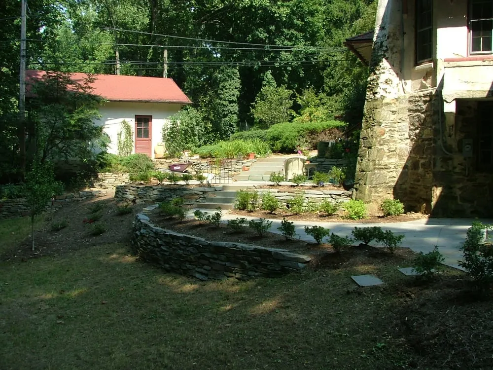 Expert yard cleanup service in Newtown Square, PA - Robert J. Kleinberg Landscape Design