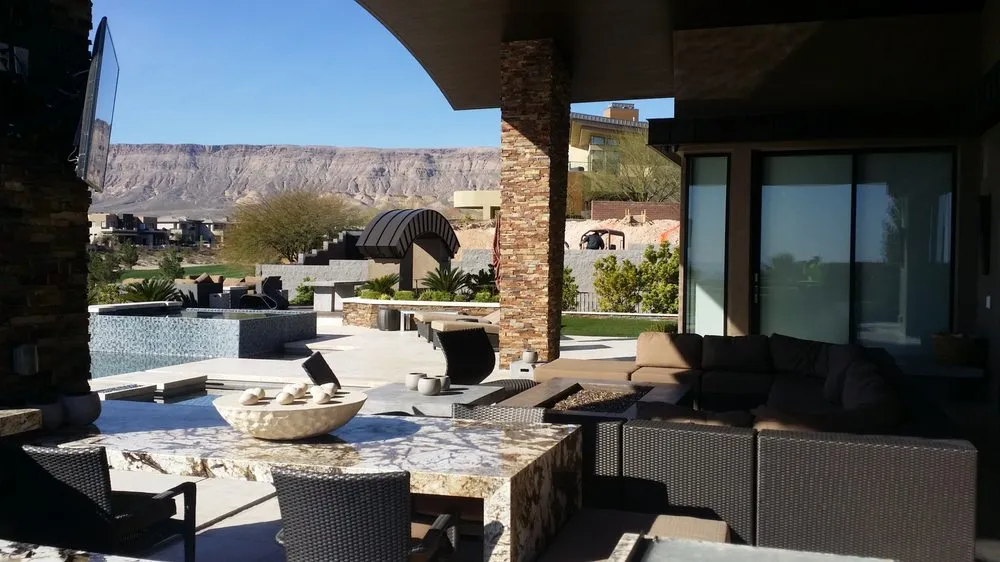 Affordable yard maintenance for year-round maintenance across Las Vegas, NV - Robert Lawn Service