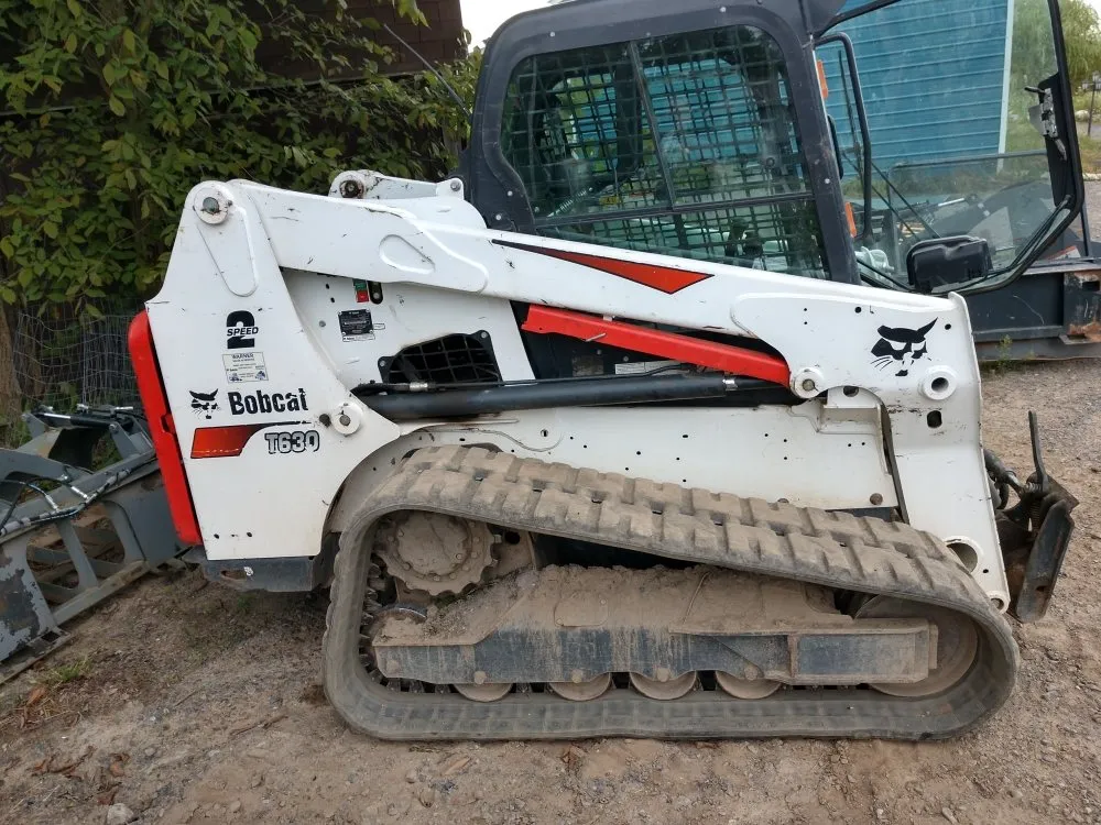 Custom yard cleanup service in Utica, NY - Robert Novak Trucking