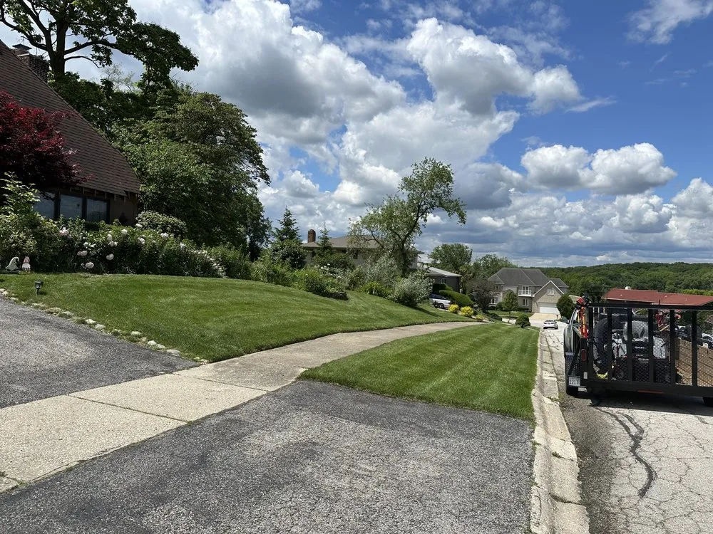 Local garden landscaping near you in Hickory Hills, IL by Robert O's Landscaping