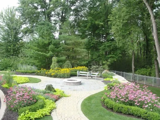 Robert Thomas Landscape Environments
