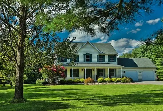 Trusted lawn mowing service for beautiful yards across Wheeling, IL - Robert W Hendricksen Tree Care