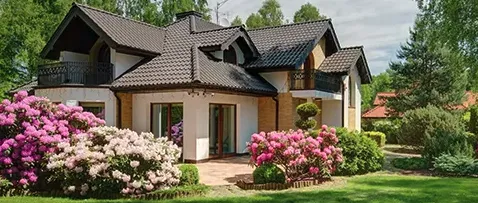 Robert W Hendricksen Tree Care Logo