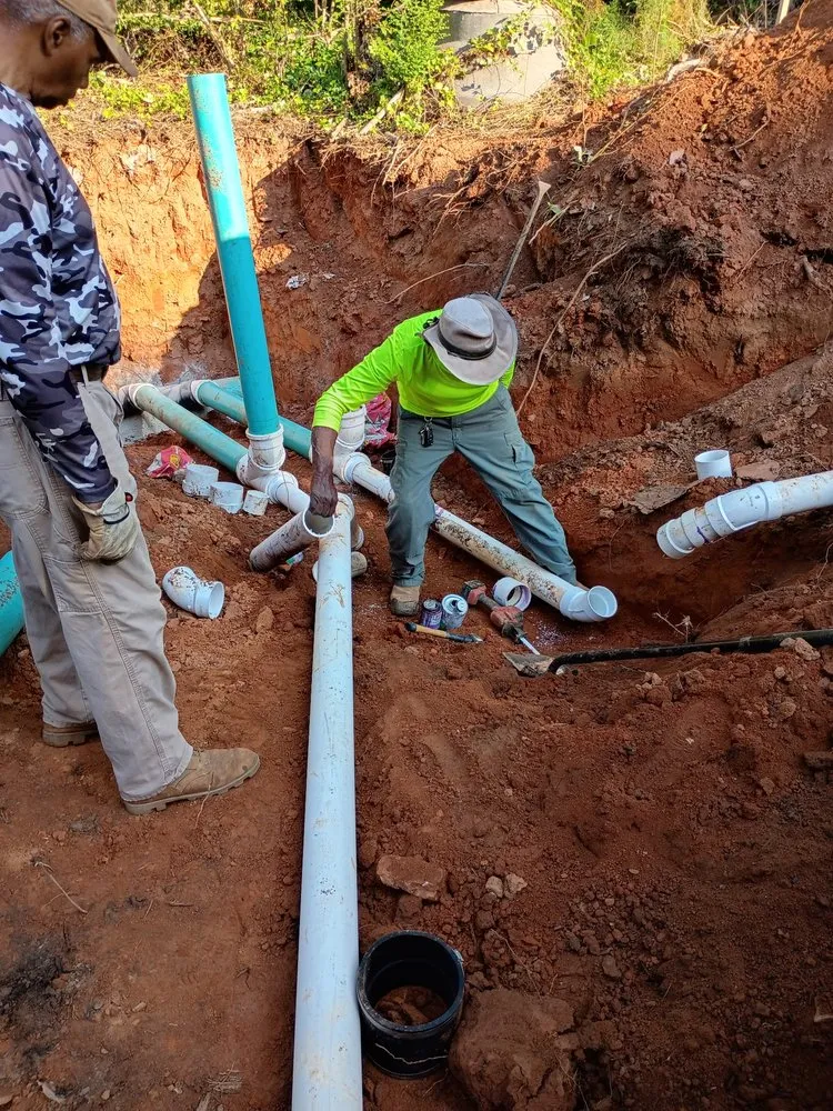 Custom yard maintenance experts serving Atlanta, GA - Roberto Amor Home Improvements