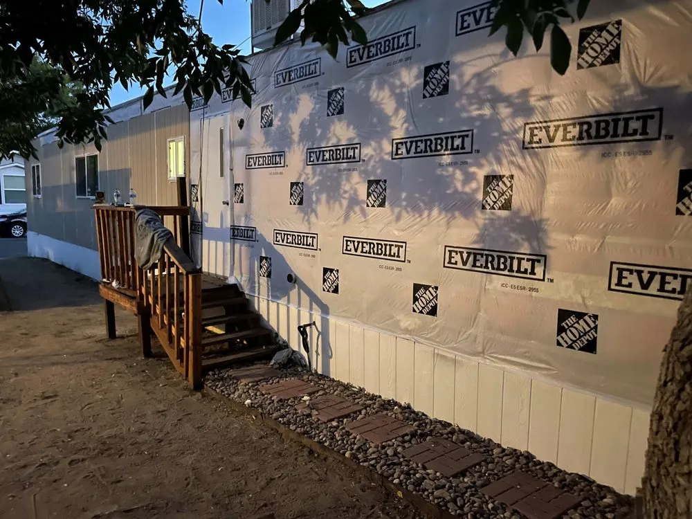 Expert landscape installation for homes in Aurora, CO by Roberto De Leon Contractor