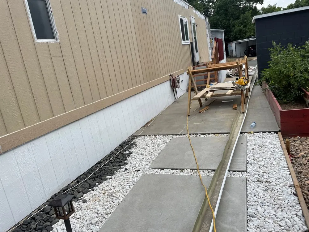 Expert lawn mowing service for beautiful yards in Aurora, CO by Roberto De Leon Contractor