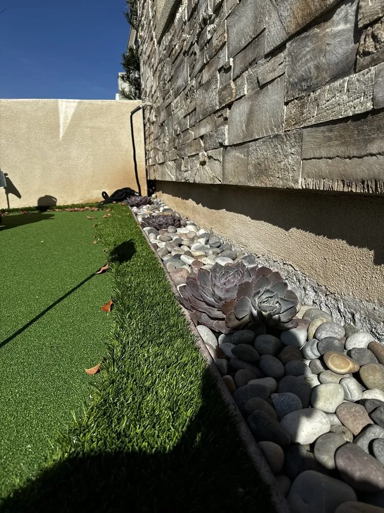 Trusted yard maintenance experts serving Orange, CA - Roberto General Construction