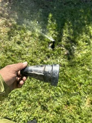 Roberto Lawn Care Logo