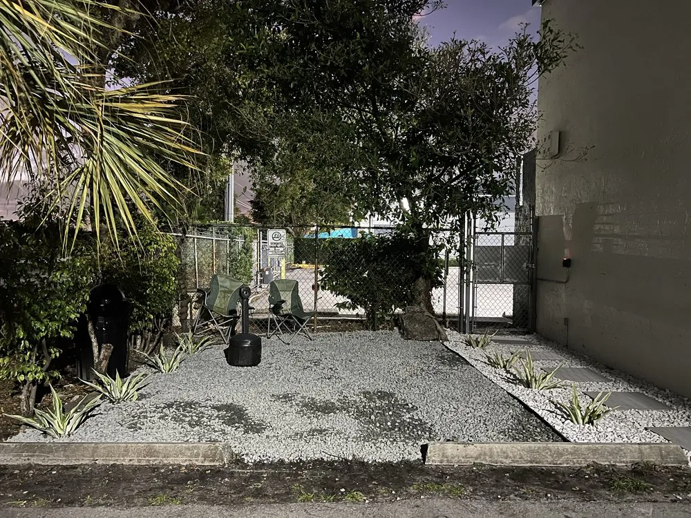 Top-rated outdoor landscaping for homes in Richmond West, FL by Roberto's Landscape & Maintenance