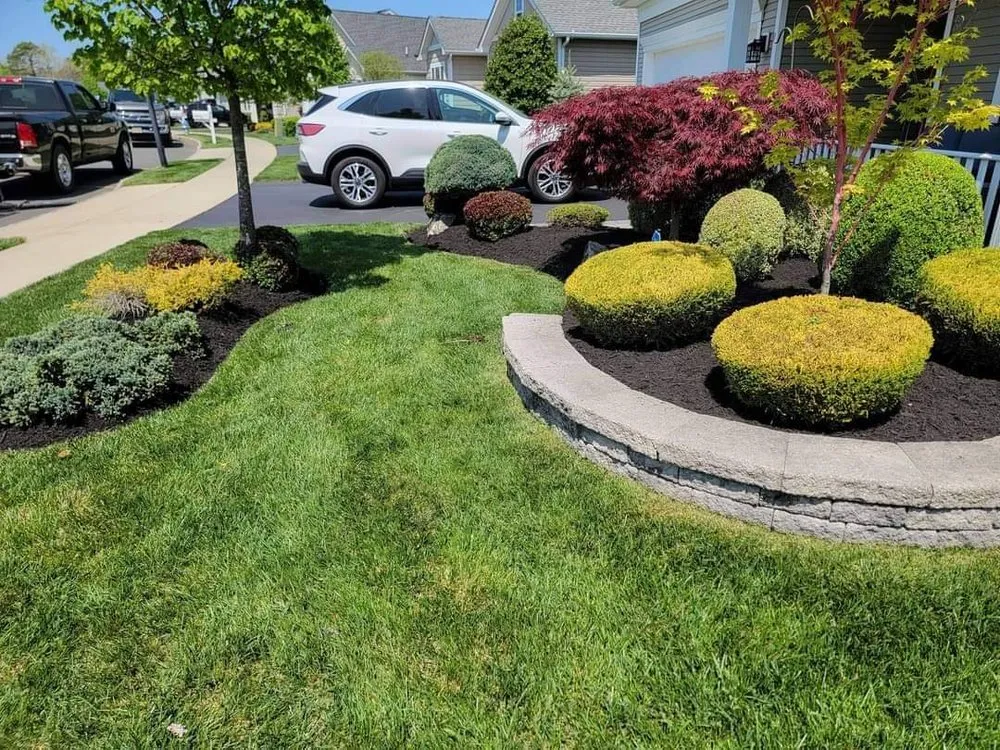 Professional residential landscaping in Freehold, NJ by Roberto's Landscaping