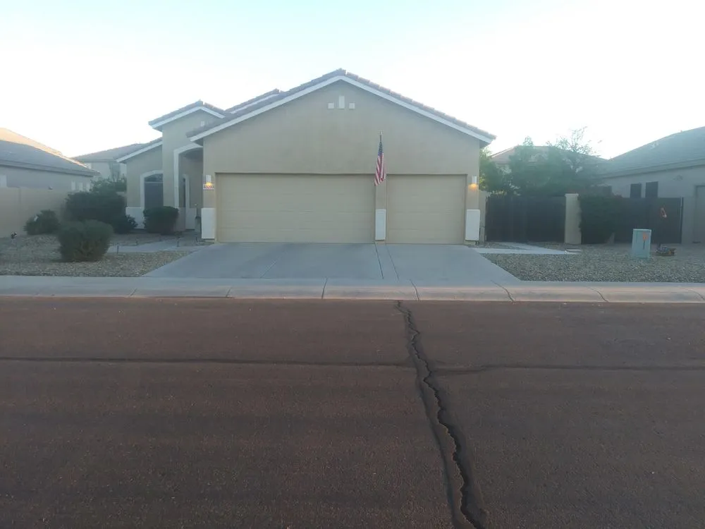 Affordable lawn mowing service in Maricopa, AZ - Roberto’s Landscaping