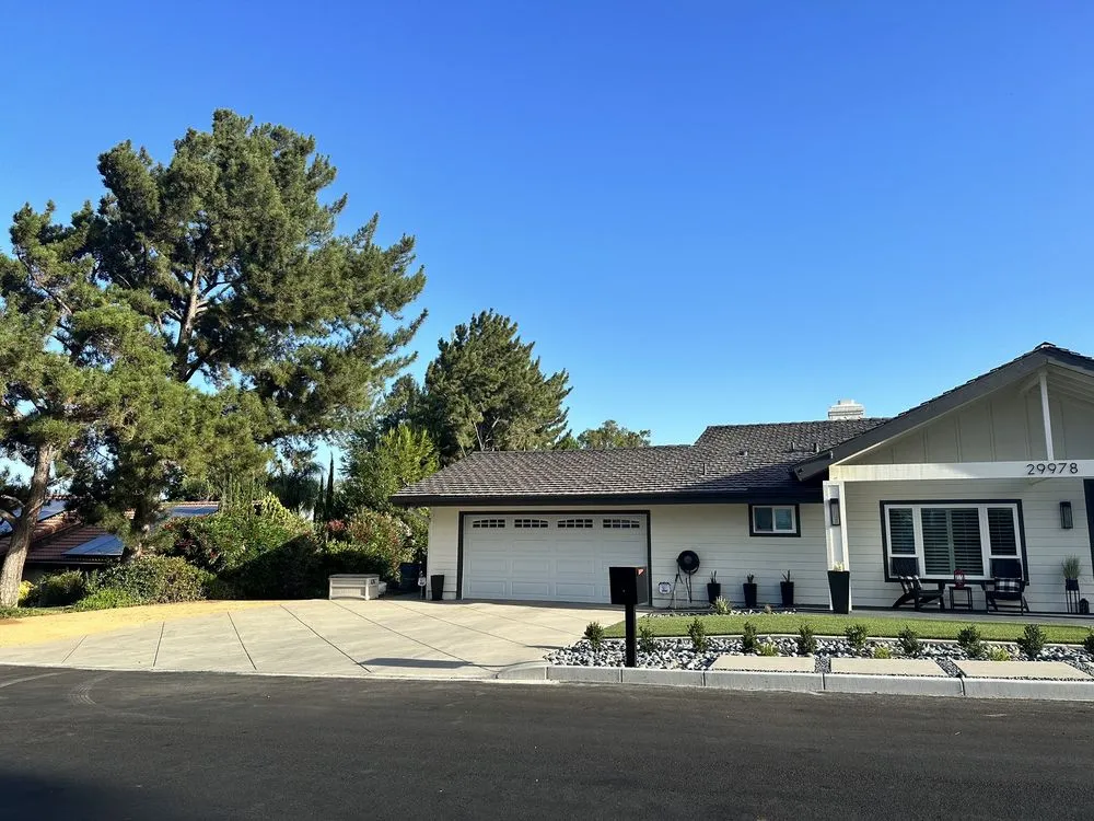 Trusted outdoor landscaping in Murrieta, CA by Roberts Construction