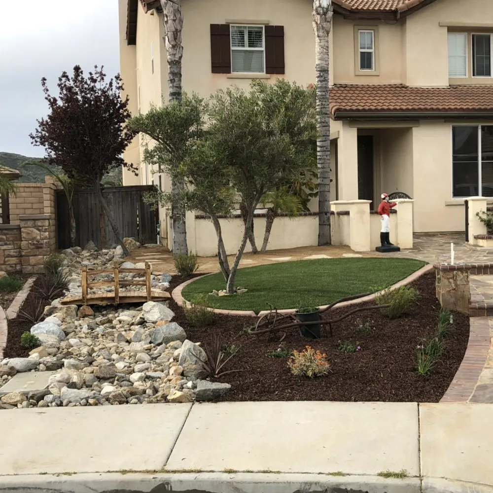 Expert outdoor landscaping in Lake Elsinore, CA by Robert's Custom Landscape
