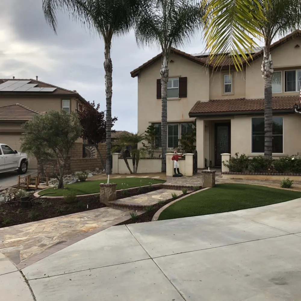 Top-rated landscaping services in Lake Elsinore, CA - Robert's Custom Landscape