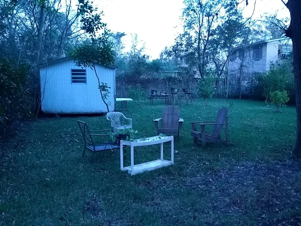 Affordable yard maintenance experts serving Jacksonville, FL - Roberts Cutting Edge