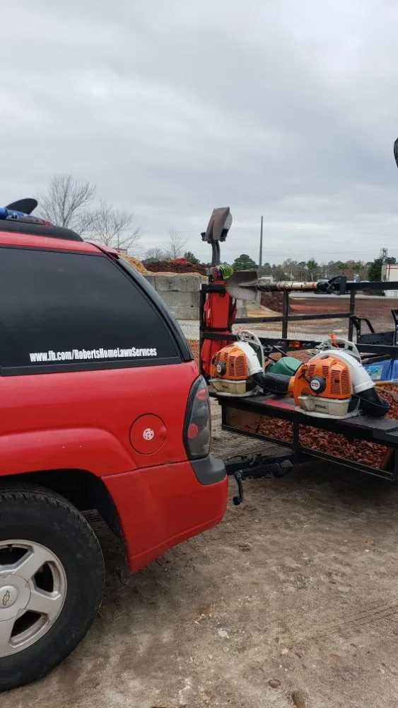 Custom lawn care service experts serving Myrtle Beach, SC - Roberts Home & Lawn Services