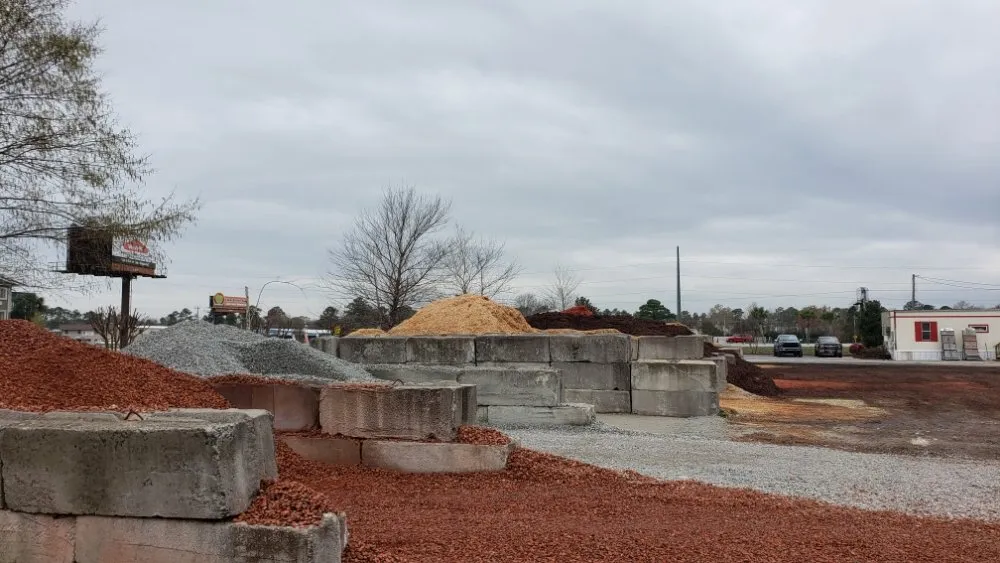 Reliable yard cleanup service experts serving Myrtle Beach, SC - Roberts Home & Lawn Services