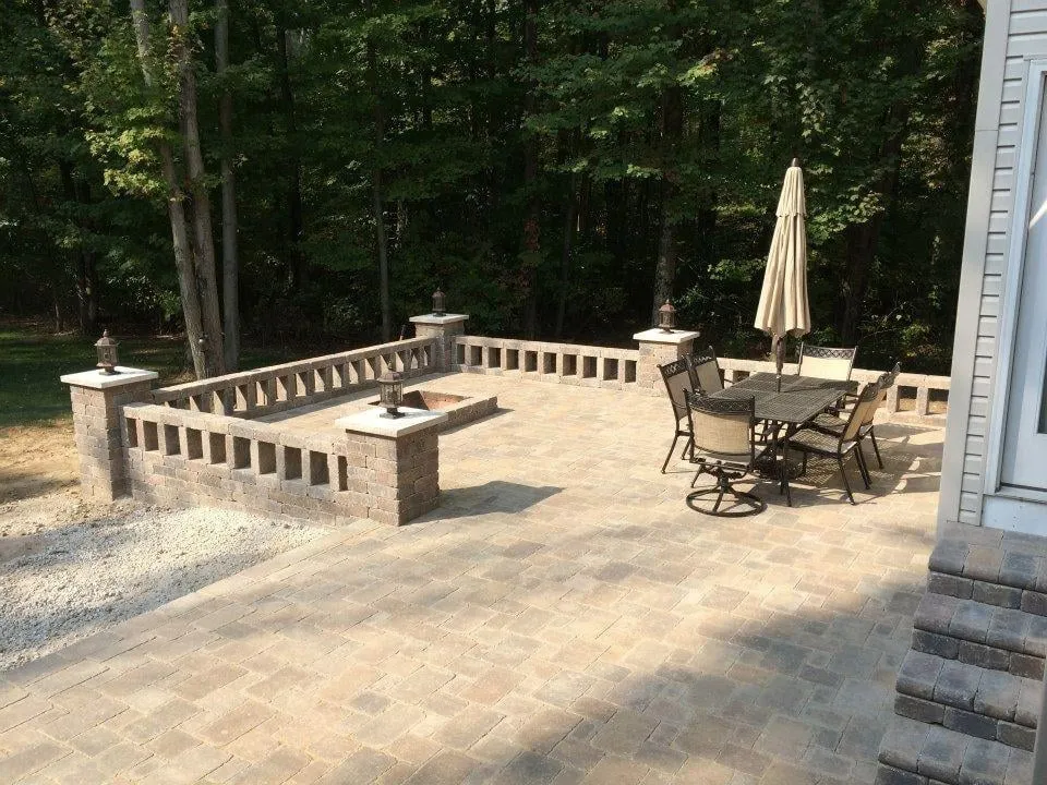 Professional landscaping services for beautiful yards in Tallmadge, OH by Roberts Landscaping & Lawncare