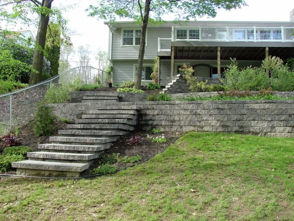 Reliable landscaping services for beautiful yards across Tallmadge, OH - Roberts Landscaping & Lawncare