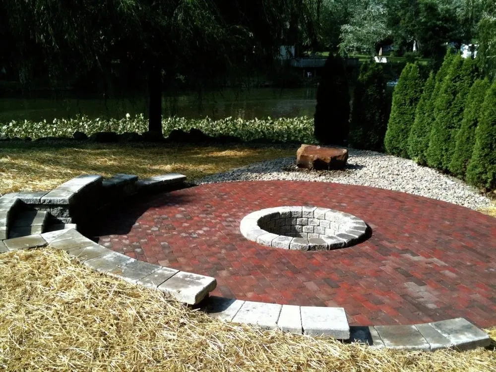 Trusted outdoor landscaping with custom design across Tallmadge, OH - Roberts Landscaping & Lawncare