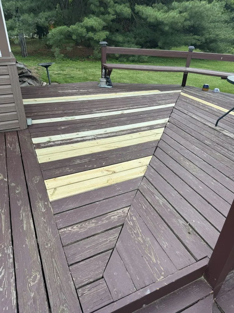 Trusted outdoor landscaping experts serving Uniontown, OH - Robert's Landscaping and Exterior Repairs