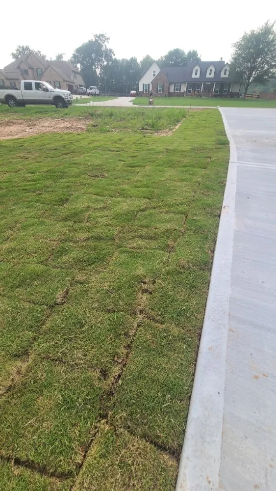 Reliable landscaping services in Cypress, TX - Roberts Landscaping