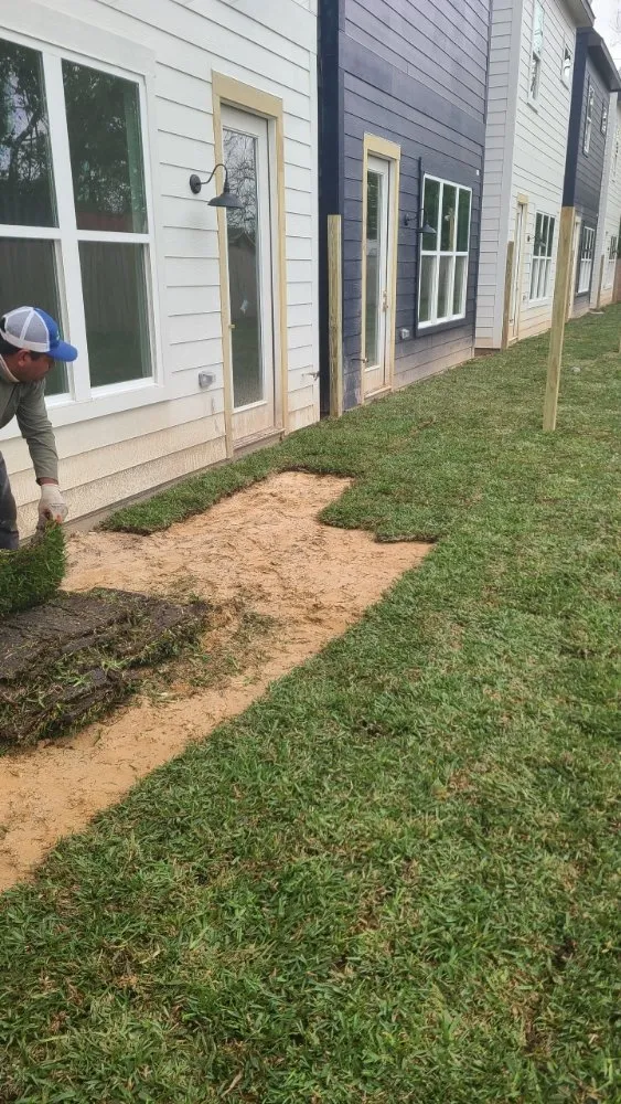 Affordable yard maintenance for residential properties in Cypress, TX by Roberts Landscaping