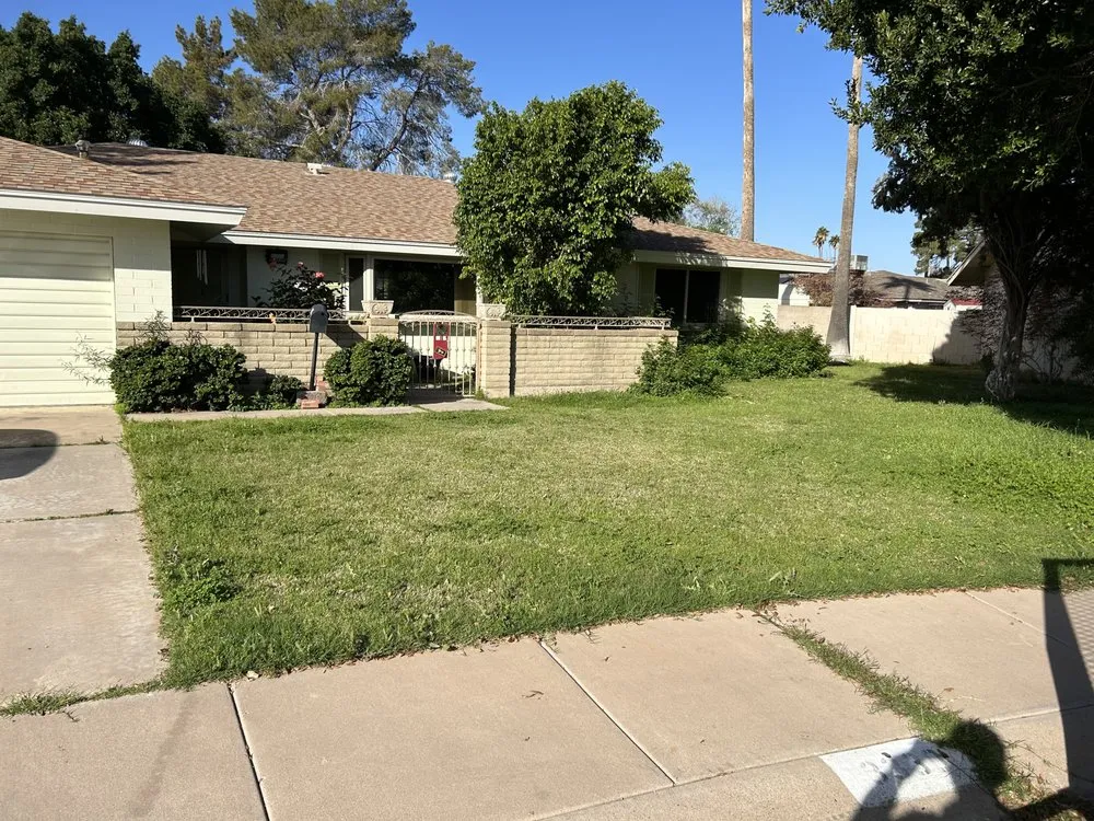 Top-rated outdoor landscaping for residential properties in Mesa, AZ by Roberts Landscaping Services