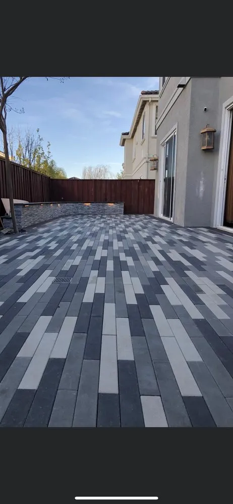 Top-rated landscaping services in San Leandro, CA by Robert’s Landscaping Services